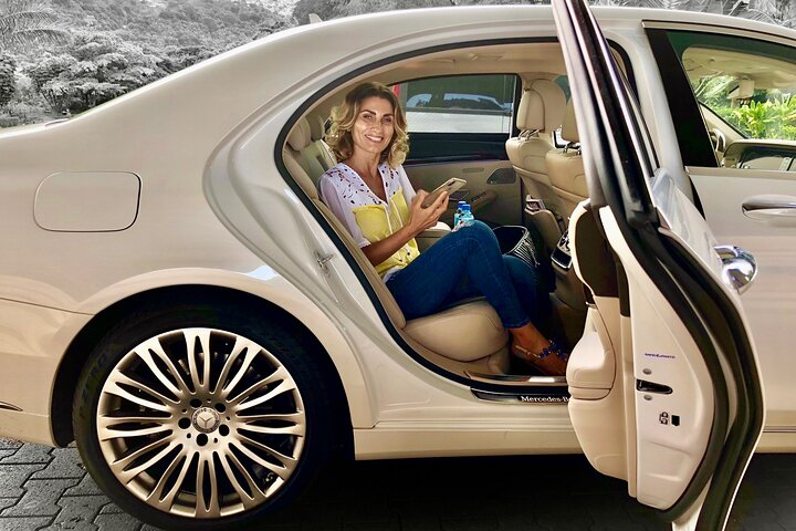 Airport/Hotel/Ferry pick-up